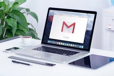 Gmail ra tính năng soạn thư thần tốc